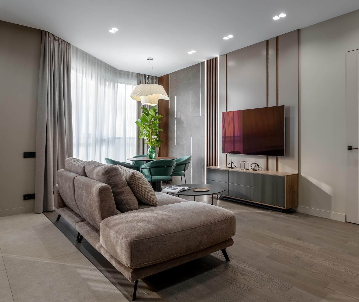 PAUL в проекте Киры Топорковой