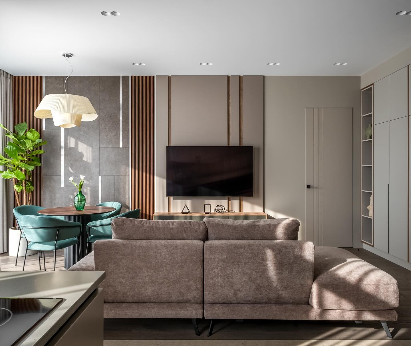 PAUL в проекте Киры Топорковой