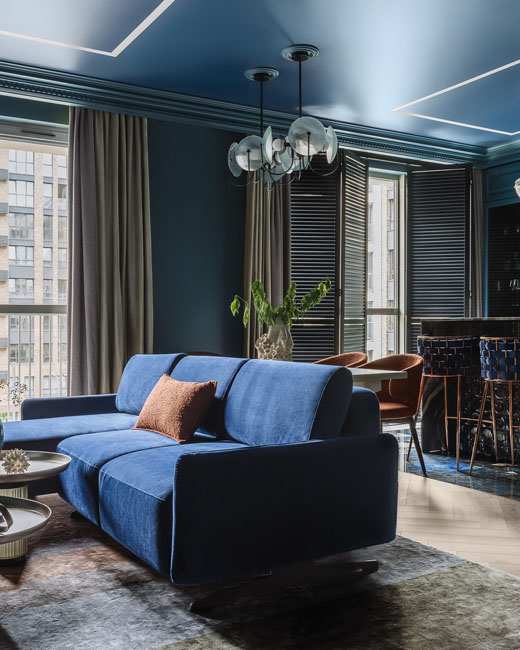 Яркий и эмоциональный проект с диваном KOR