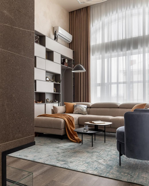 Стильный интерьер с диваном SEAN